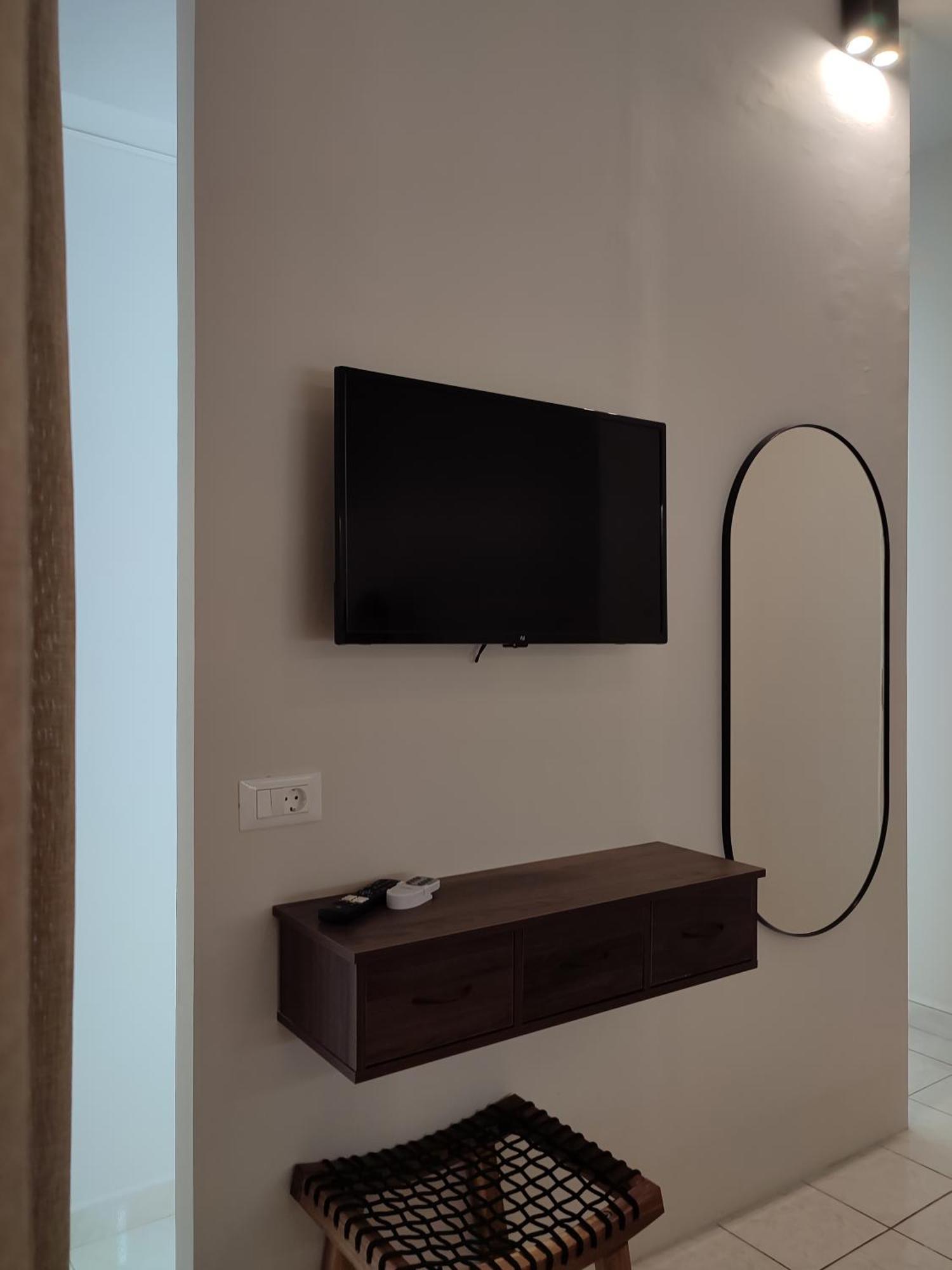 Niki Apartments Makrýgialos Екстериор снимка